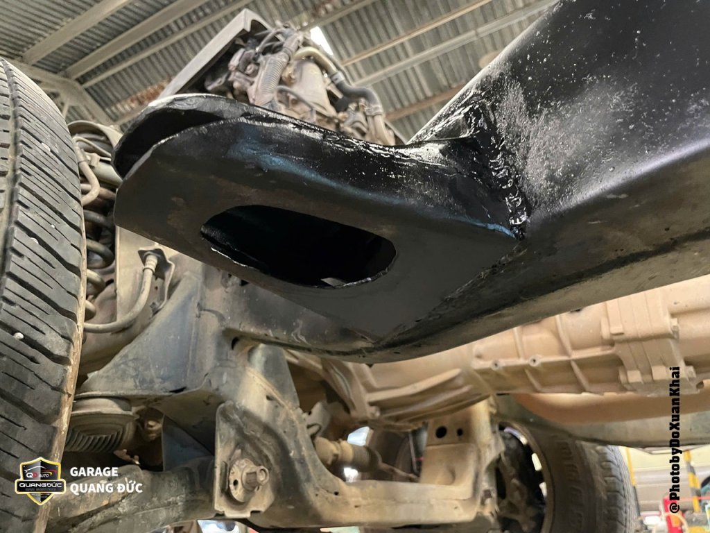 TOYOTA FORTUNER BẠC - XỬ LÝ MỌT GẦM quangducauto khaiphuchoi (6).jpg