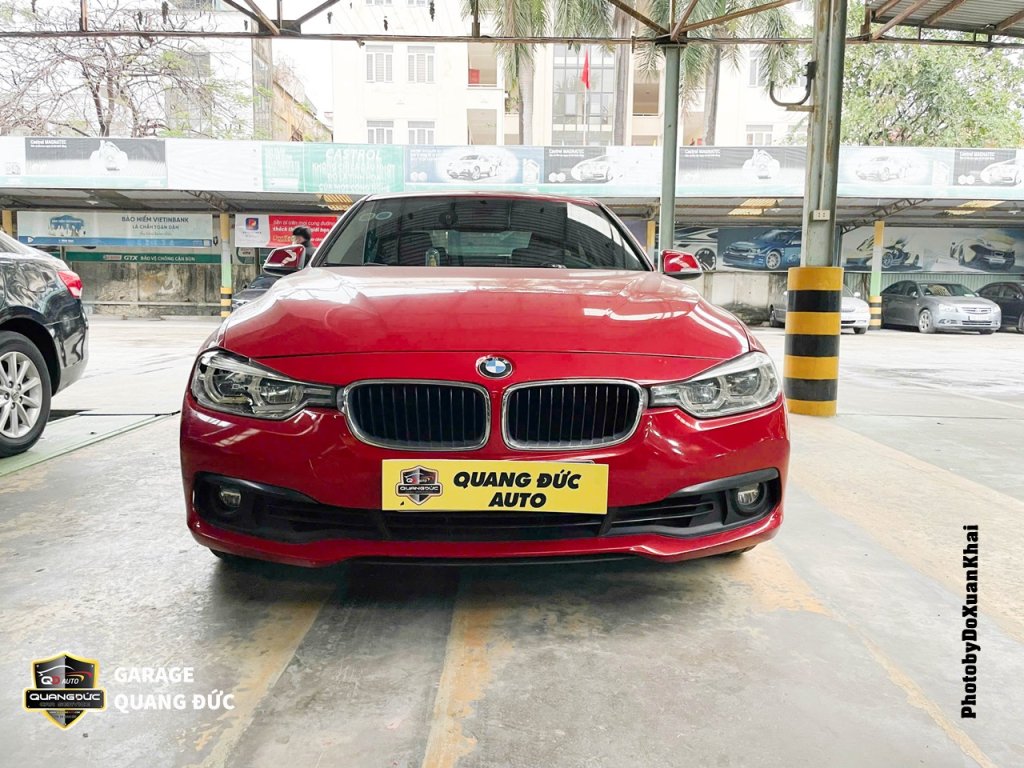BMW320i 2015 ĐỎ - VỠ ĐÈN PHA PHỤ MÓP CẢN TRƯỚC BÊN PHỤ quangduc khaiphuchoi (2).jpg
