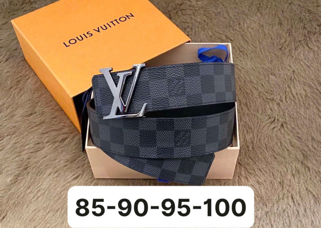 z7064622356045_51131d6291eceabf2fd29700f7ebed44.jpg