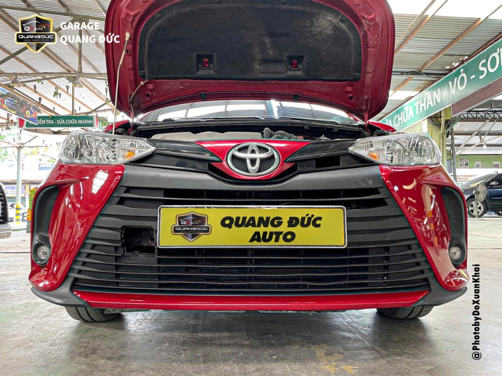 TOYOTA VIOS 2022 ĐỎ - TAI NẠN BÊN PHỤ VỠ ĐÈN, RÁCH CẢN, MÓP CAPO, MÓP TAI quangducauto khaiphu...jpg