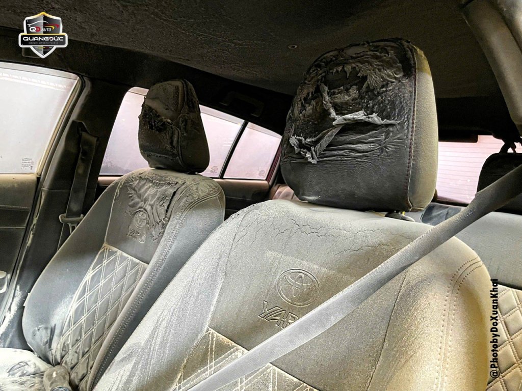 TOYOTA YARIS ĐỎ - CHÁY PHỤC HỒI DỌN LẠI NỘI THẤT Quangducauto Khaiphuchoi (4).jpg
