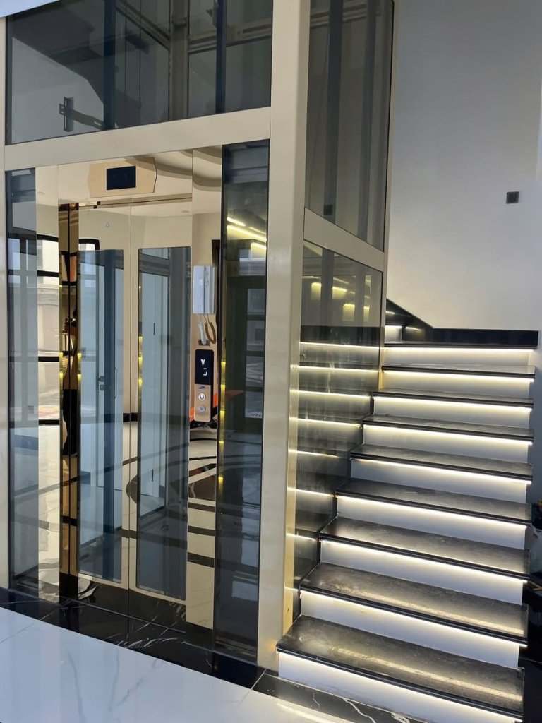Thang Máy Fuji 25.jpg