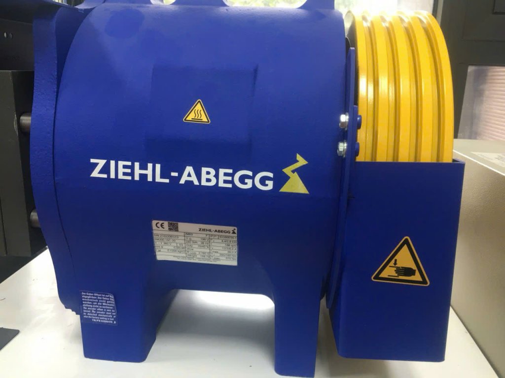 Thang Máy Fuji 306.jpg