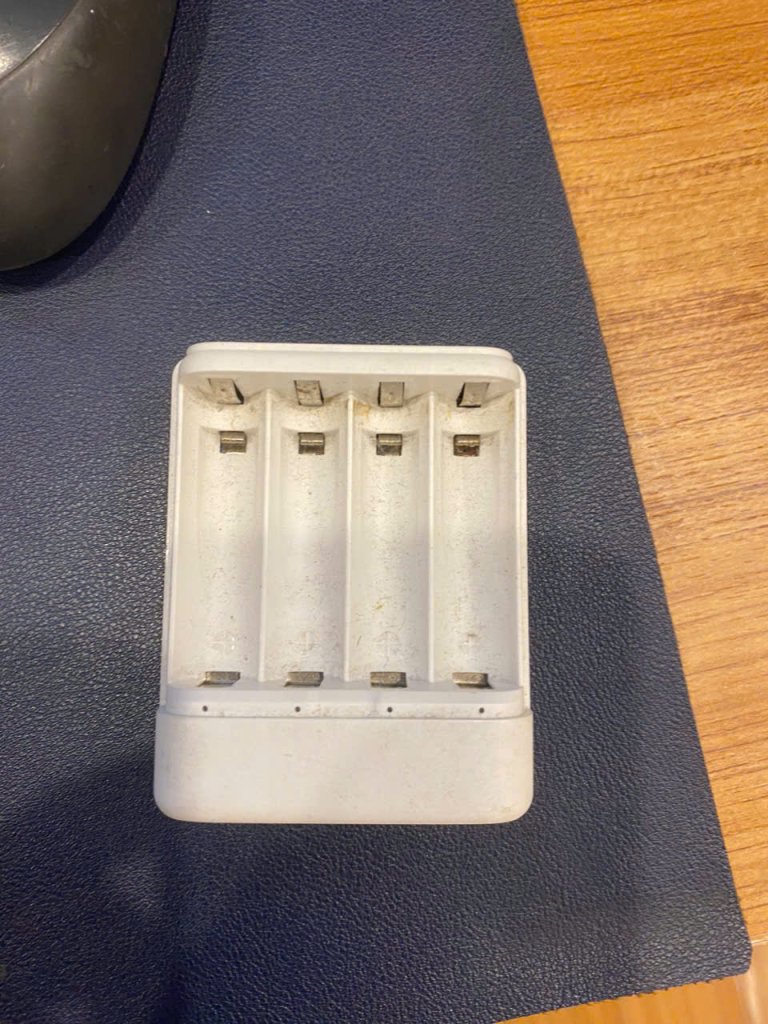 z7088871298211_32975c6a576330ec587f6efc0338f3ce.jpg