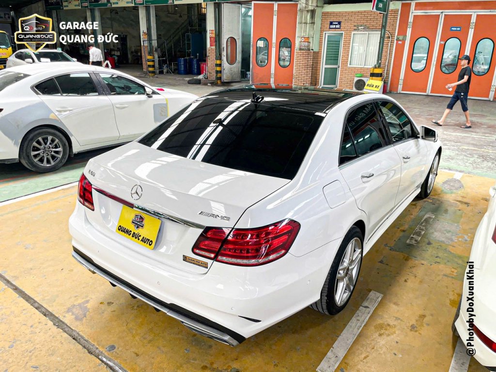 MERCEDES E63 TRẮNG - SƠN CẢN SAU, CỬA quangduc khaiphuchoi (8).jpg