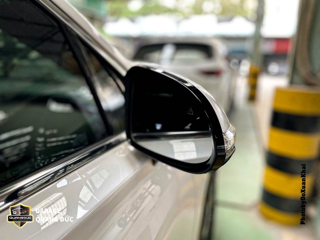 HYUNDAI SANTAFE TRẮNG - RÁCH CẢN VỠ ĐÈN GÃY GƯƠNG CHIẾU HẬU quangduc khaiphuchoi (2).jpg