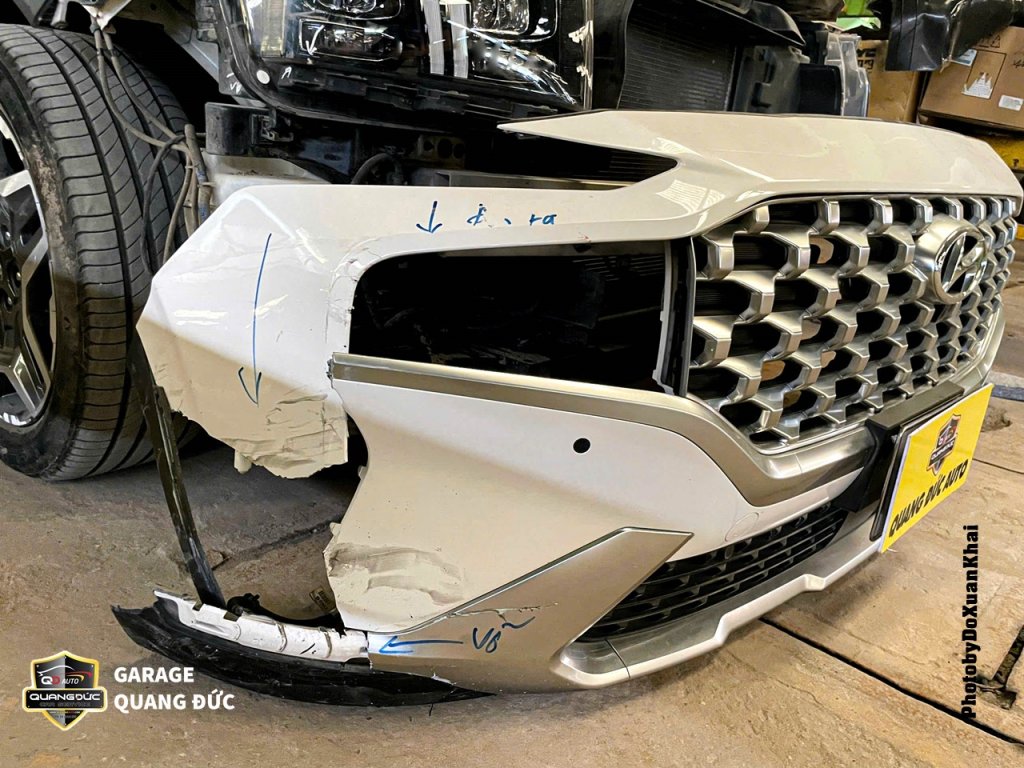 HYUNDAI SANTAFE TRẮNG - RÁCH CẢN VỠ ĐÈN GÃY GƯƠNG CHIẾU HẬU quangduc khaiphuchoi (14).jpg