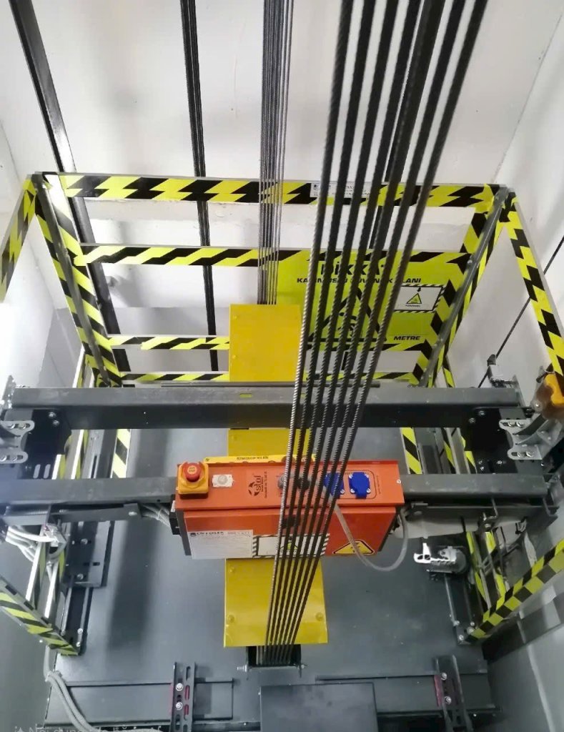 Thang May Gia Dinh Fuji 92.jpg