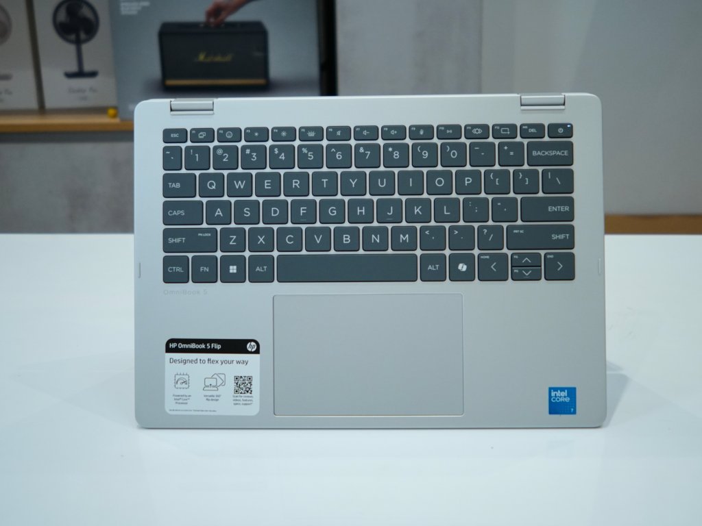Hp Omnibook 5 Flip 1.JPG