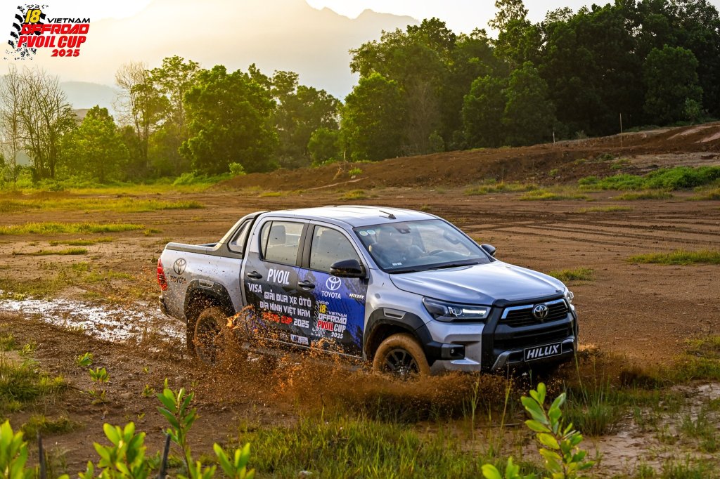 toyota lai thu 2.jpg