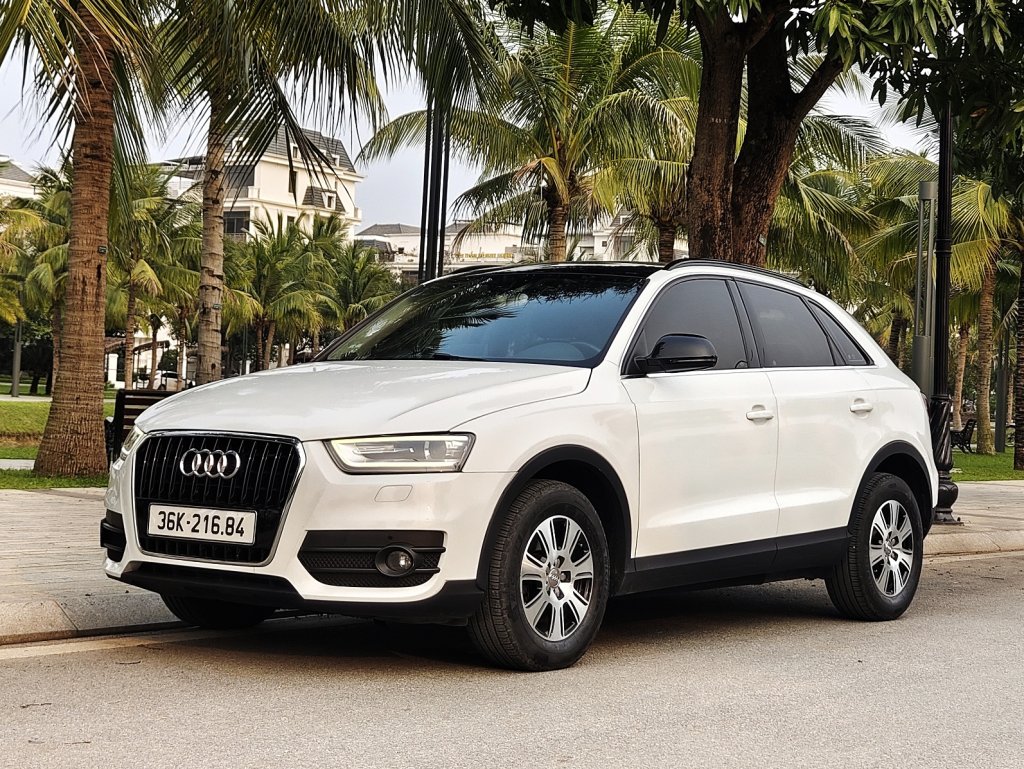 Audi Q3 2012 (1).jpg