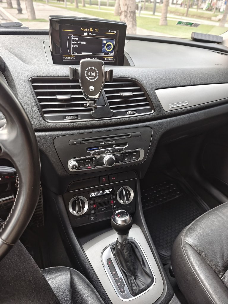 Audi Q3 2012 (10).jpg