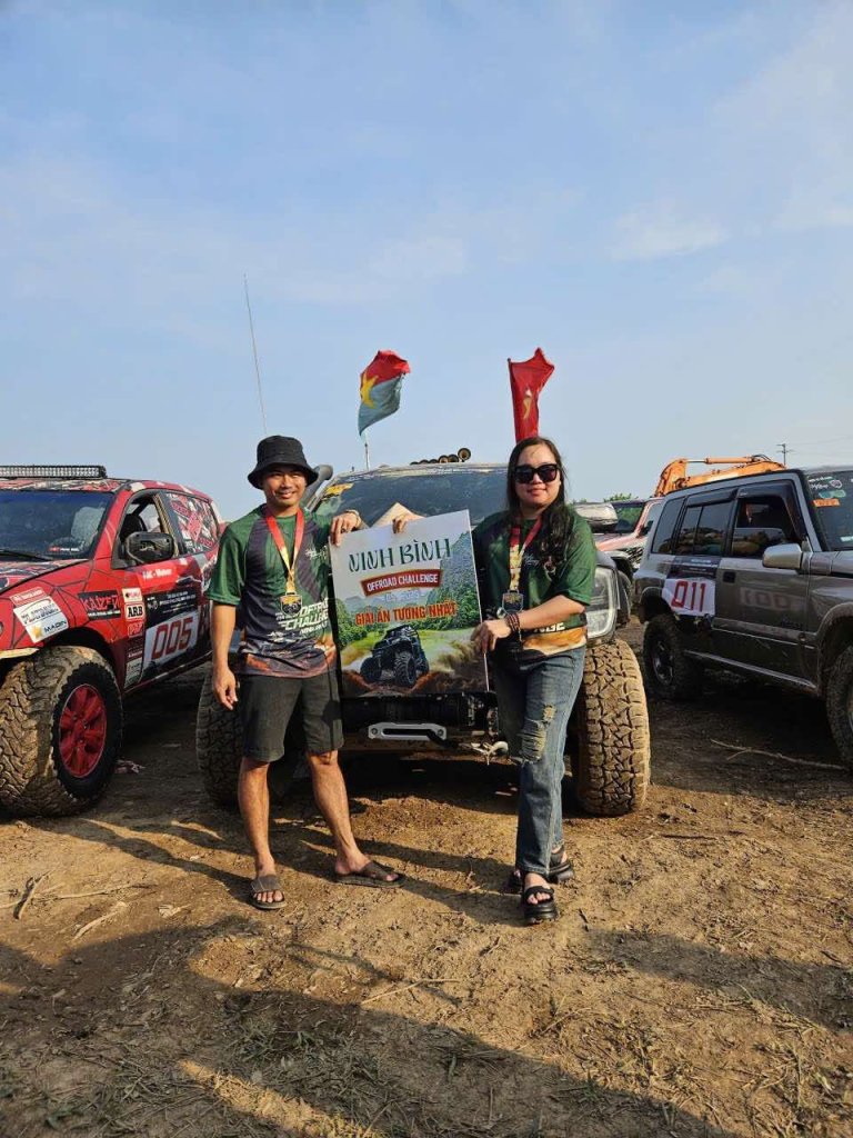 102 Hai Chị Em 2.jpg