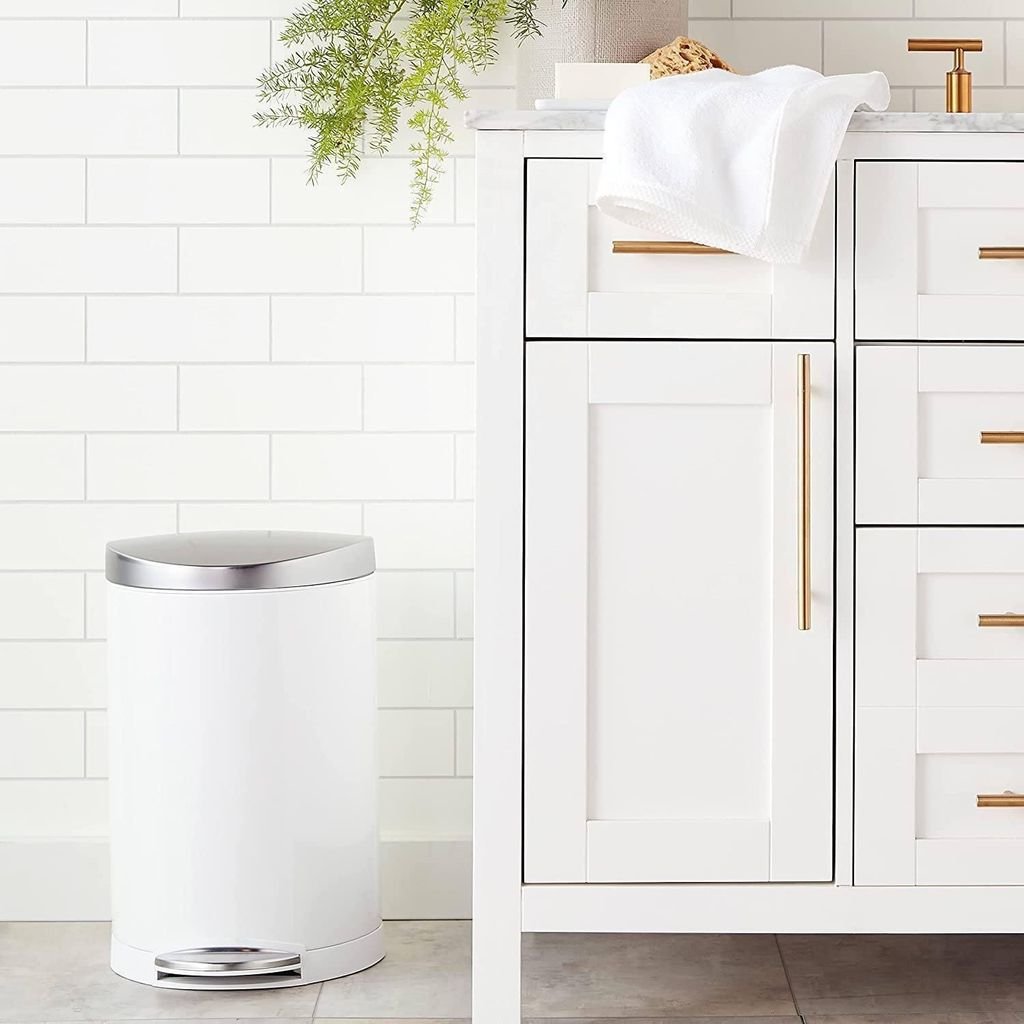 Thùng rác bán nguyệt 6L Simplehuman CW1834CB7.jpg