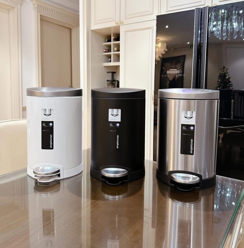 Thùng rác bán nguyệt 6L Simplehuman CW1834CB13.jpg
