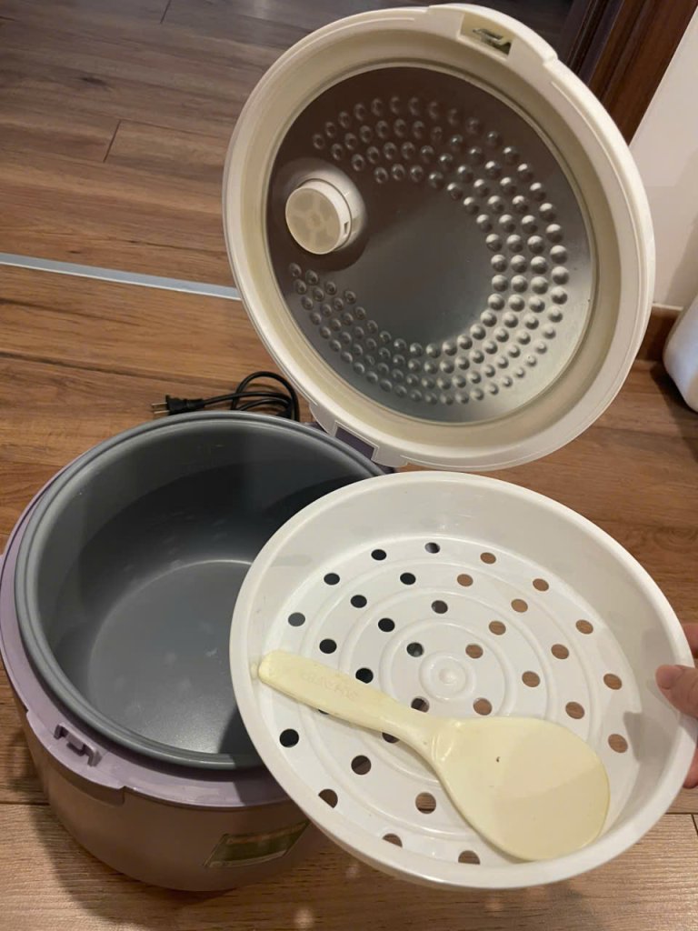 Nồi cơm điện_1.jpg