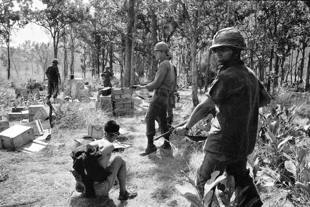 Ia Drang 1965_11_15 (23).jpg