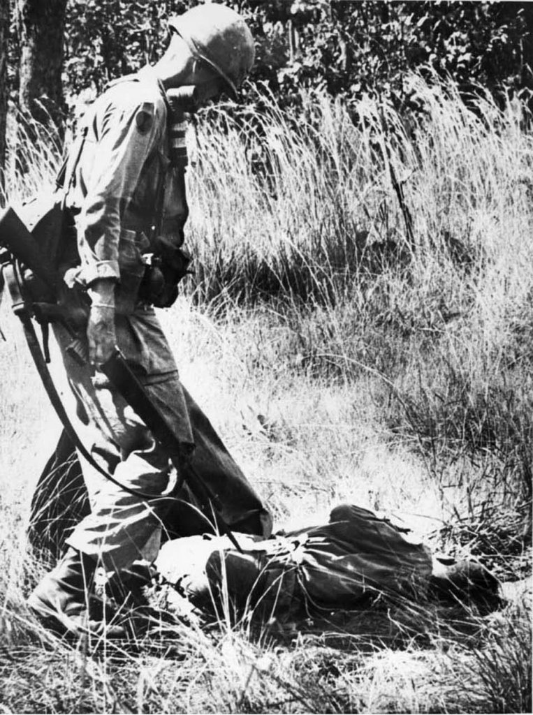 Ia Drang 1965_11_15 (27).jpg