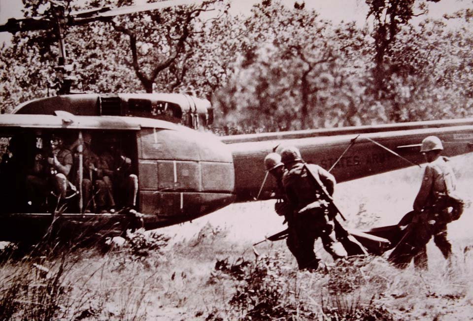 Ia Drang 1965_11_16 (24).jpg