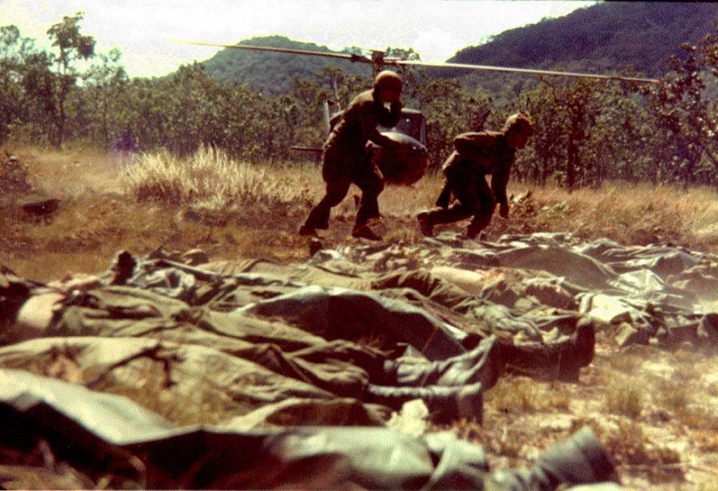 Ia Drang 1965_11_16 (25).jpg