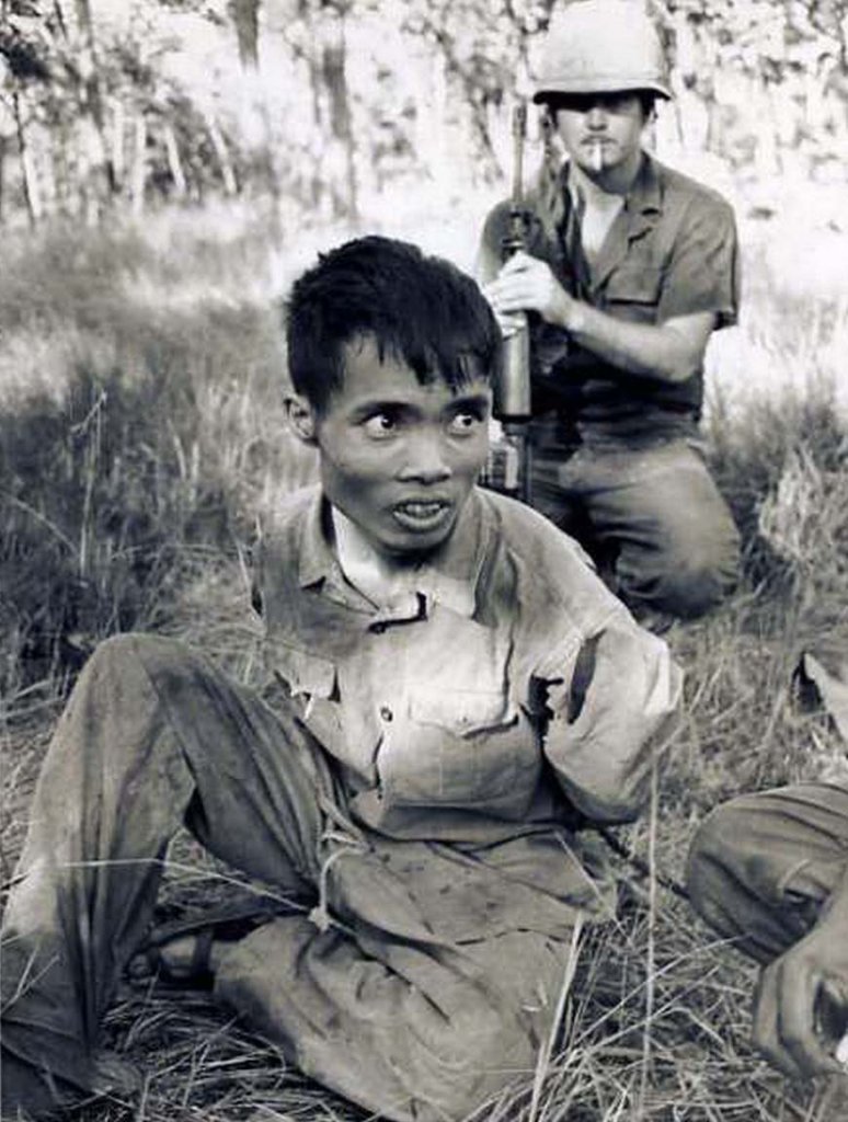 Ia Drang 1965_11_16 (30).jpg