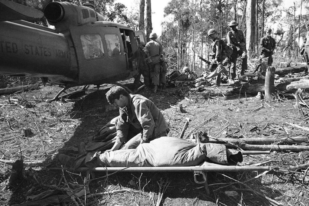 Ia Drang 1965_11_18 (13).jpg