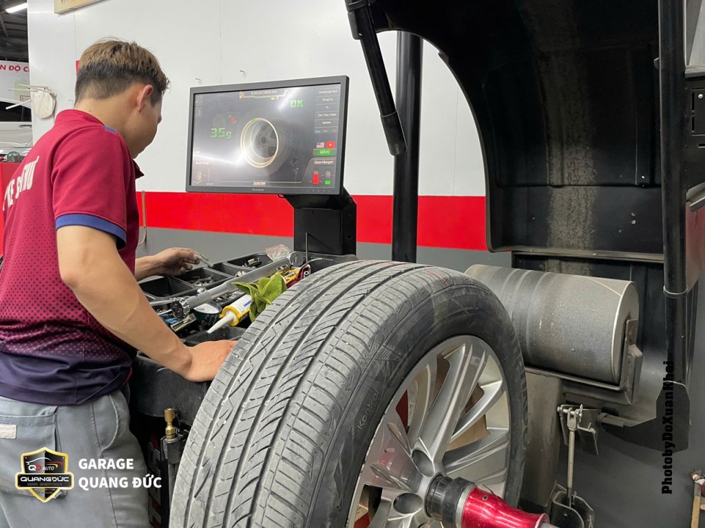 FORD EXPLORER THAY CAO SU CÀNG A,ROTUYN CÂN BẰNG,GIẢM XÓC, MÁ PHANhquangduc khaiphuchoi  (33).jpg