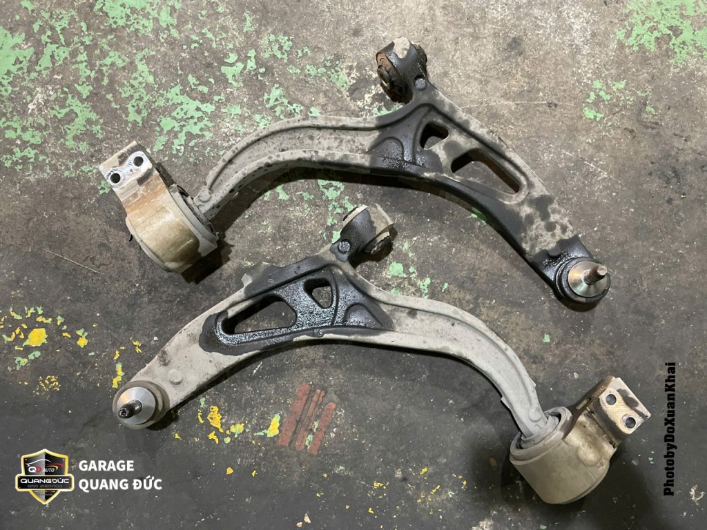 FORD EXPLORER THAY CAO SU CÀNG A,ROTUYN CÂN BẰNG,GIẢM XÓC, MÁ PHANhquangduc khaiphuchoi  (18).jpg