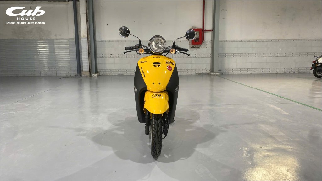 Honda Today 50cc - Màu vàng  (6).jpg