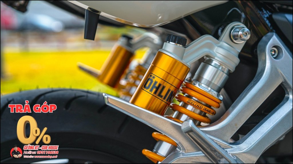 Trả góp 0% lãi suất – Sở hữu ngay huyền thoại Honda CB1300SF SP Final Edition (32).jpg