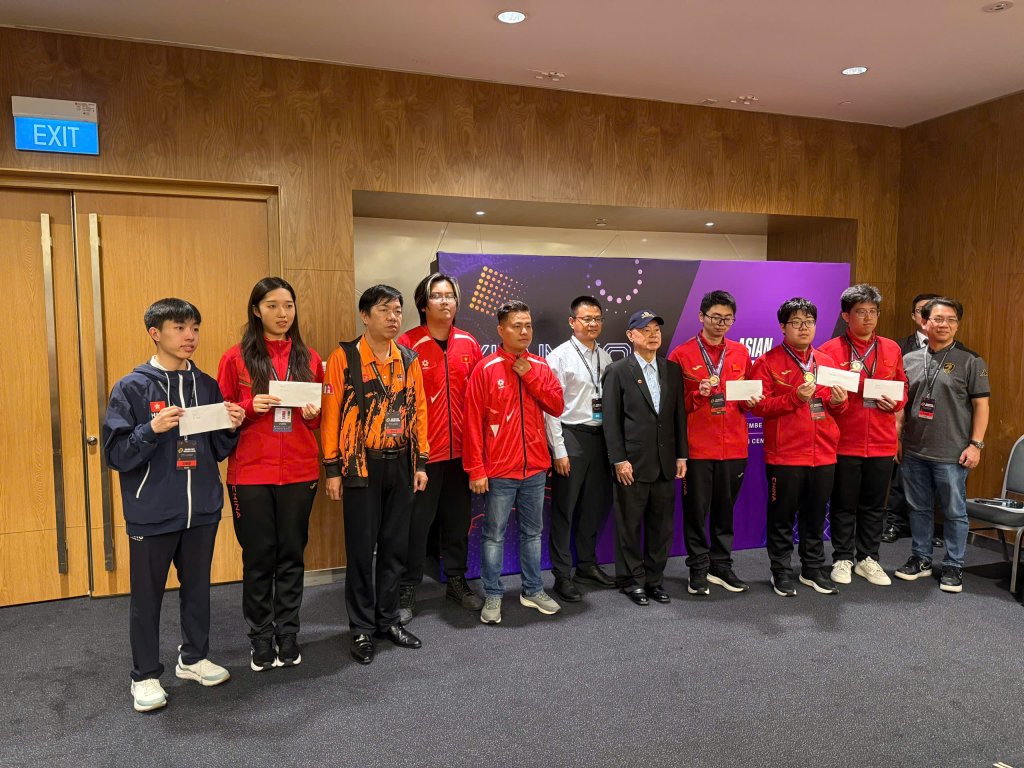 chung cuộc cờ nhanh.jpg