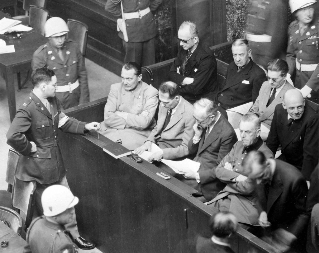 Nuremberg 1945_11 (76)a.jpg