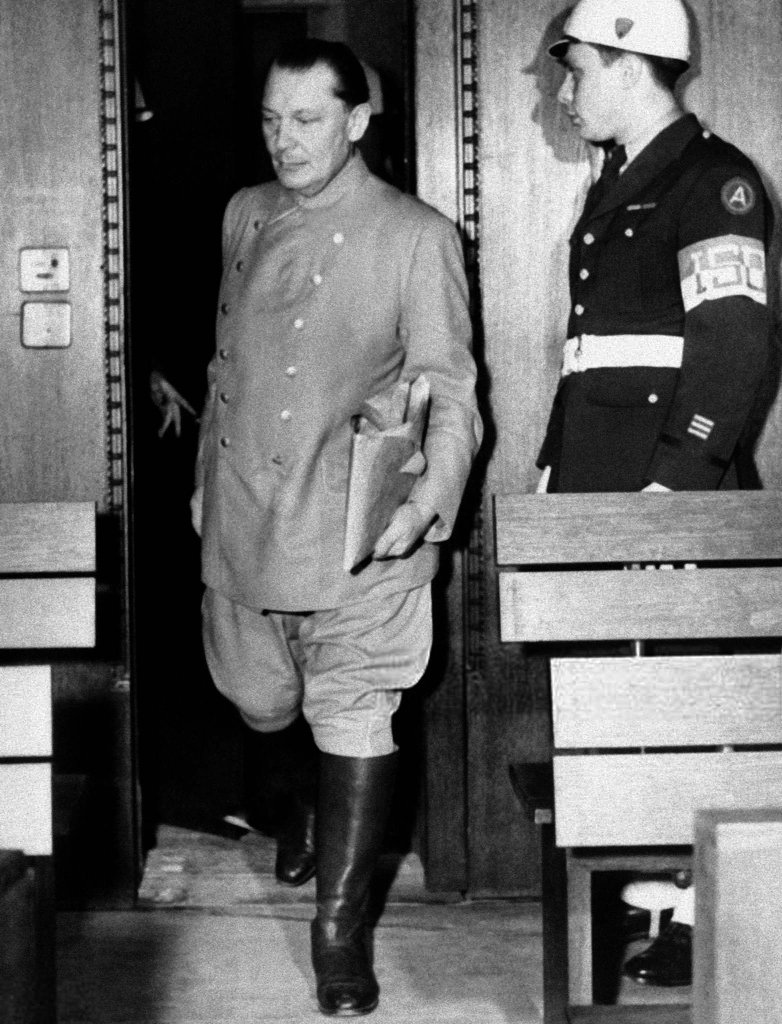 Nuremberg 1946_3 (10).jpg