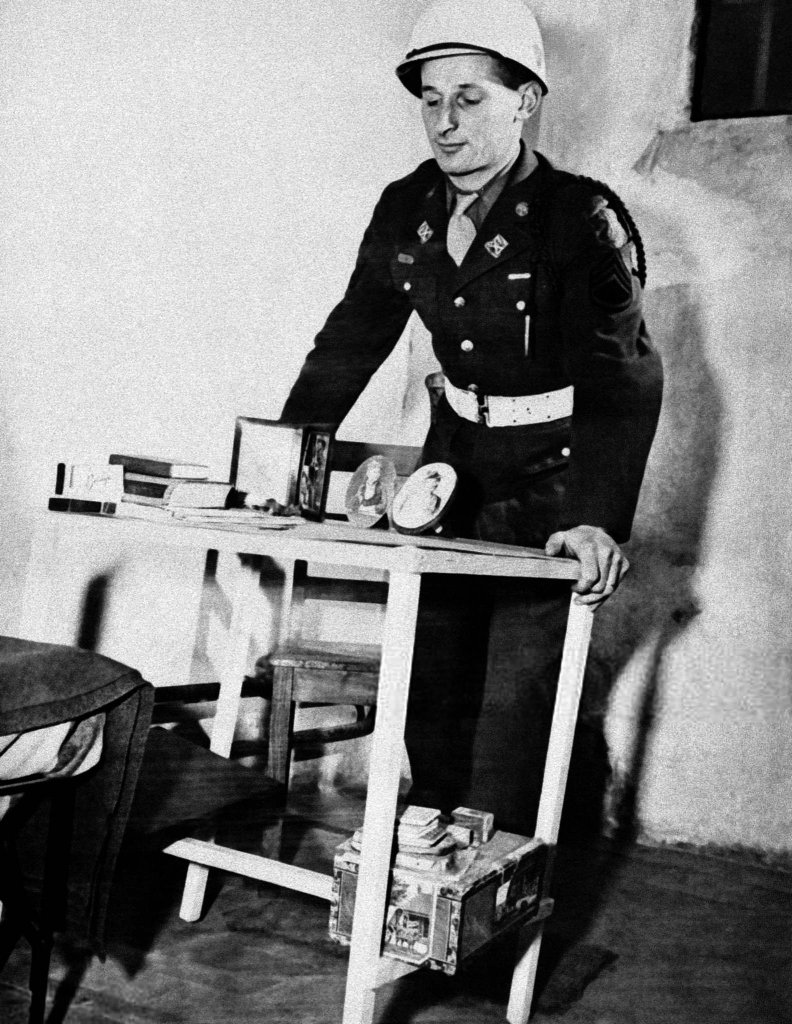 Nuremberg 1946_3 (11).jpg