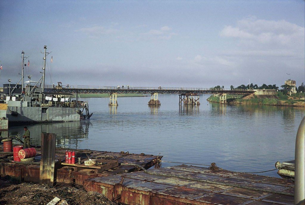 Quảng Trị_Đông Hà (22) cầu Đông Hà.jpg