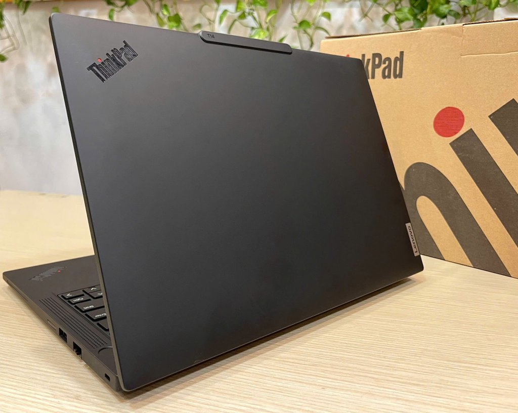 ThinkPad T14 Gen 5 Specs.jpg