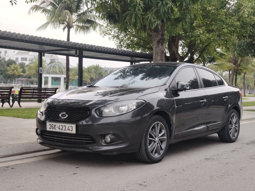 Samsung SM3 LE 2014 (1).jpg