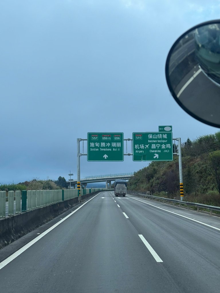 z7249459460356_580c46dc0f967d82e4853ab22c5836f6.jpg