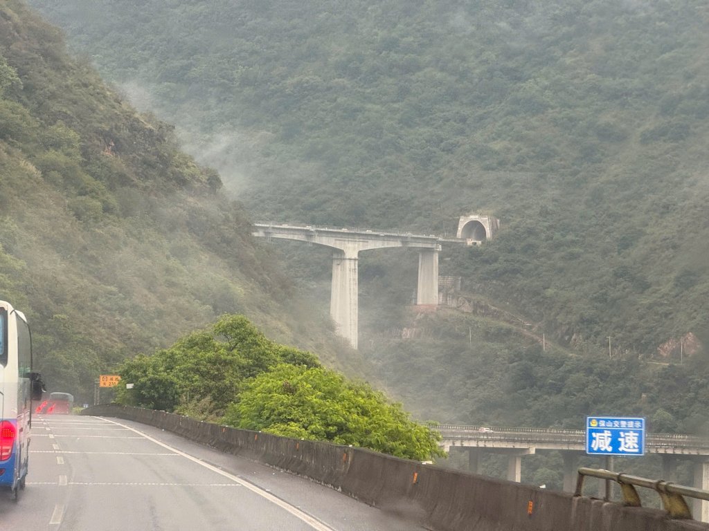 z7249492902993_a5a3b636c7de3ec98c2c3302a69e2cb7.jpg