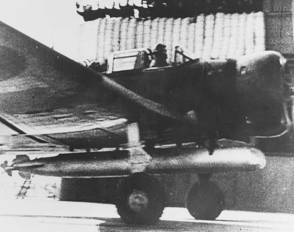 Trân Châu Cảng 1941_12_7 (60).jpg