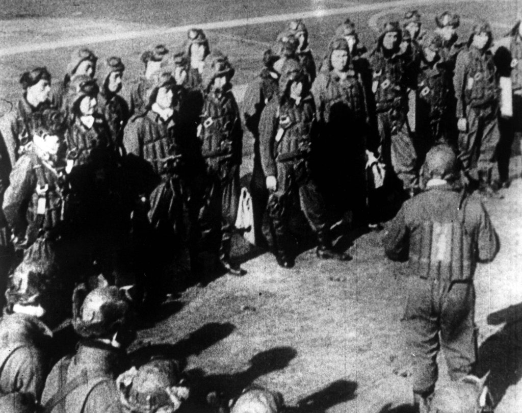 Trân Châu Cảng 1941_12_7 (74).jpg