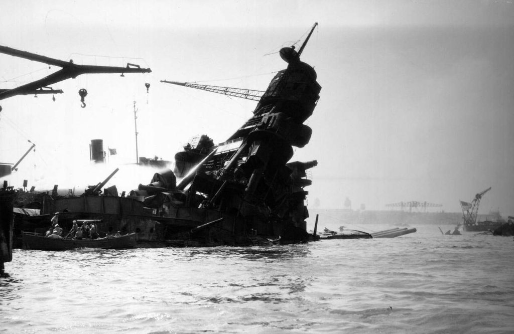 Trân Châu Cảng 1941_12_7 (142).jpg