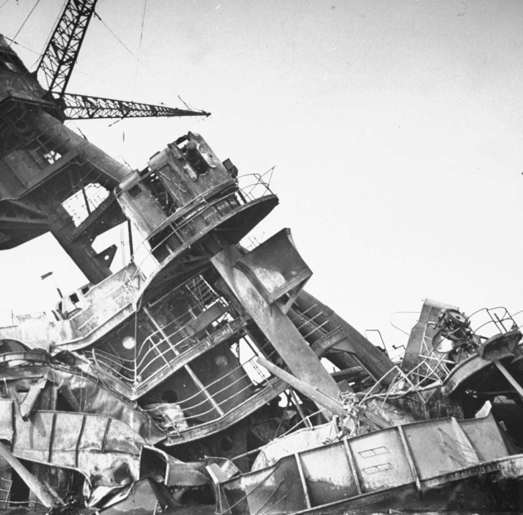 Trân Châu Cảng 1941_12_7 (143).jpg