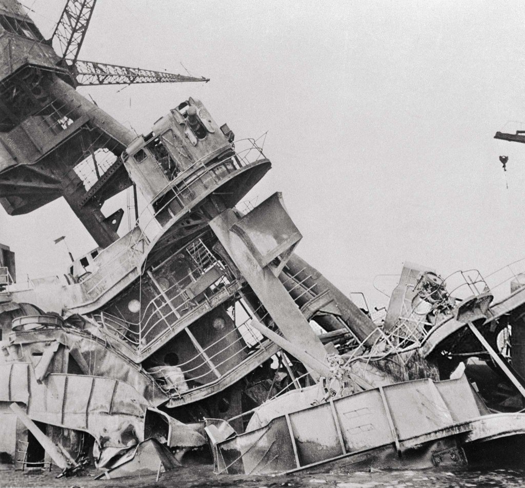 Trân Châu Cảng 1941_12_7 (183).jpg