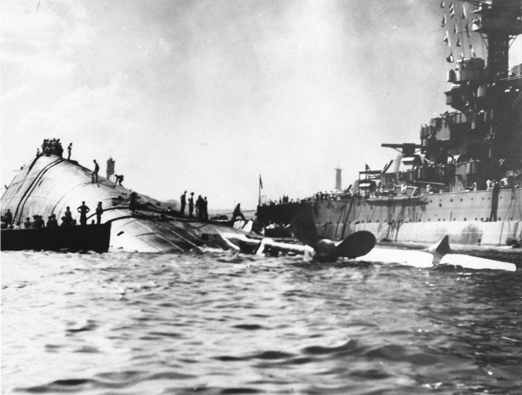 Trân Châu Cảng 1941_12_7 (429).jpg