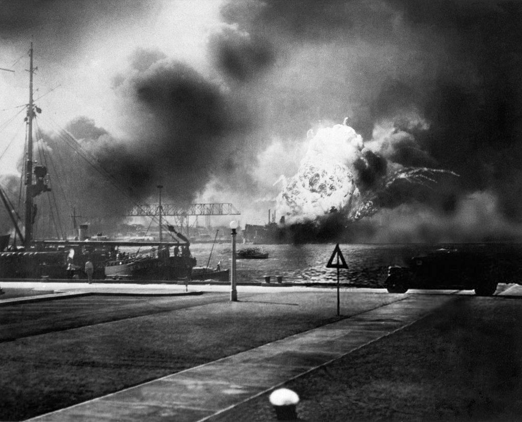 Trân Châu Cảng 1941_12_7 (352).jpg