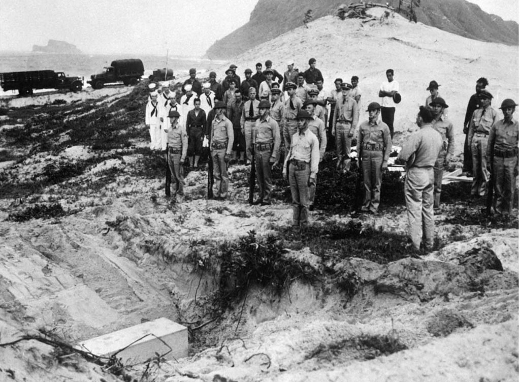 Trân Châu Cảng 1941_12_7 (686).jpg