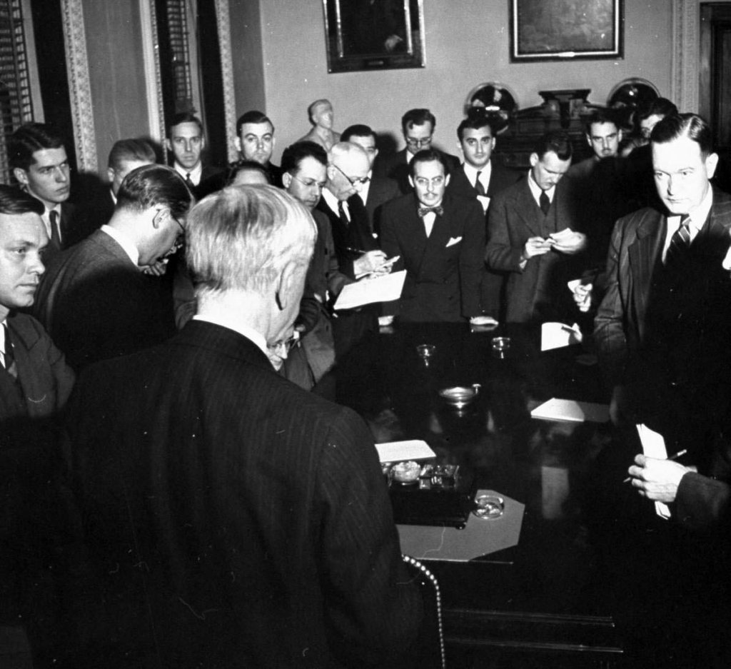 Trân Châu Cảng 1941_11_26 (1) Phái viên Nhật.jpg