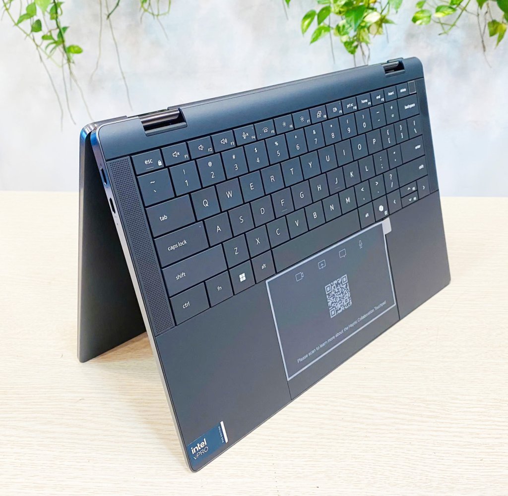 Dell Latitude 2-in-1.jpg