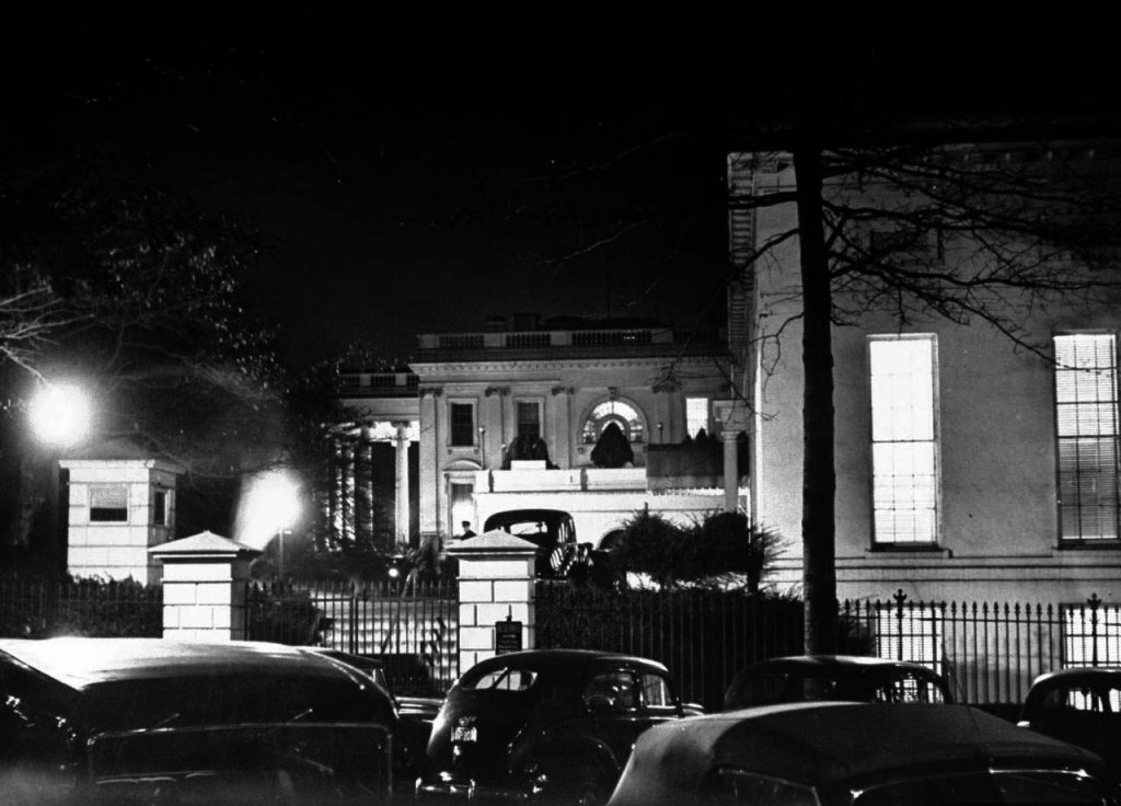 Trân Châu Cảng 1941_12_7 (30).jpg